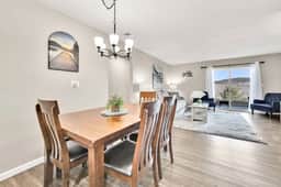 3 Bedroom close to the Strip