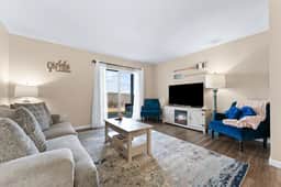 Side by Side Spacious Condos! Sleeps 16
