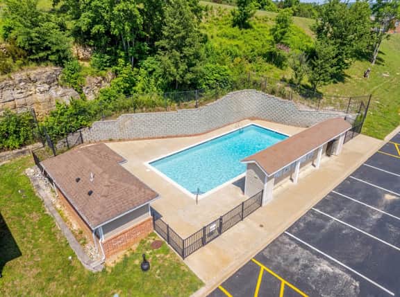 Side by Side Spacious Condos! Sleeps 16 - Image 3