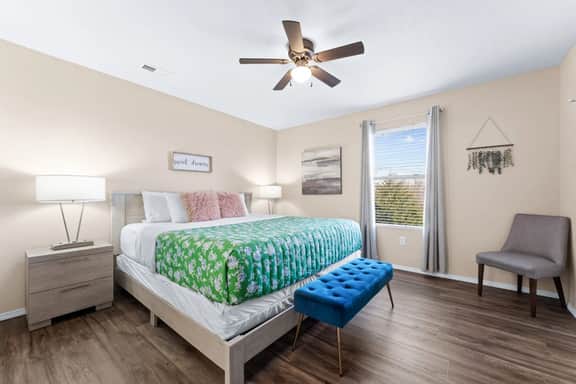Side by Side Spacious Condos! Sleeps 16 - Image 5