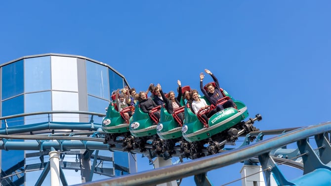 Blog - Branson vs Pigeon Forge: Which Family Entertainment Town Fits Your Trip?